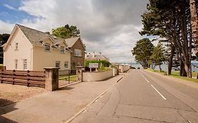 Sea View Lodge